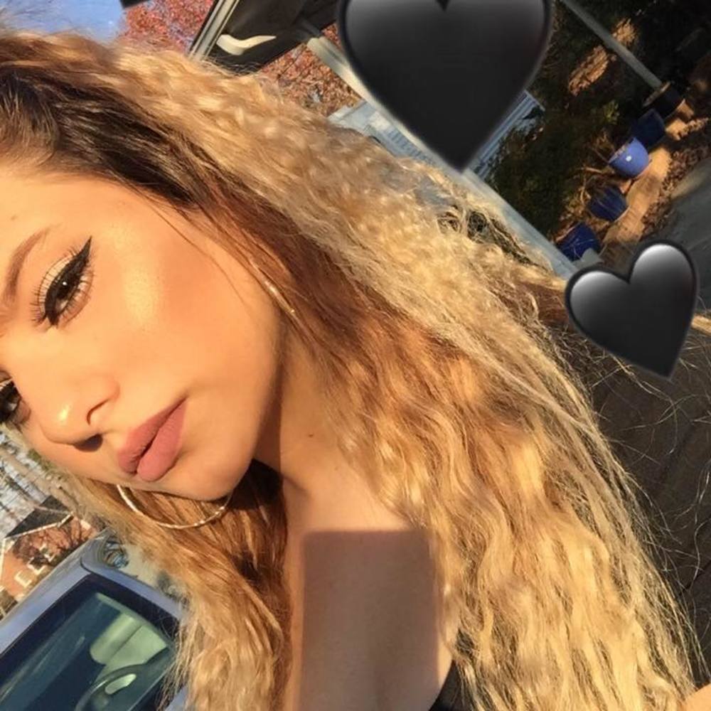 Meet your Posher, Natasha